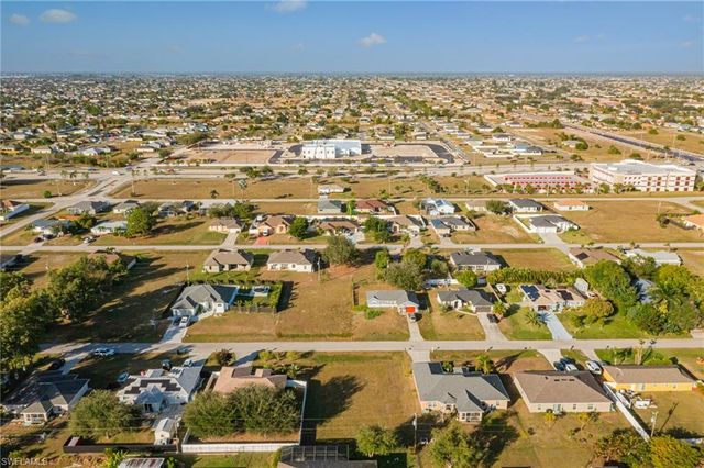 1501 NE 17th PL, Cape Coral, FL 33909