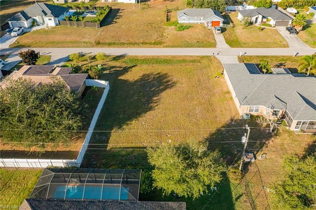 1501 NE 17th PL, Cape Coral, FL 33909