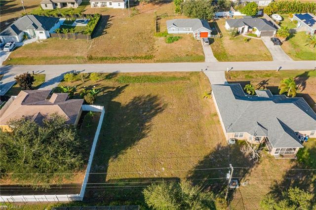 1501 NE 17th PL, Cape Coral, FL 33909