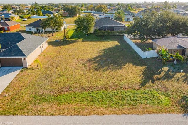 1501 NE 17th PL, Cape Coral, FL 33909