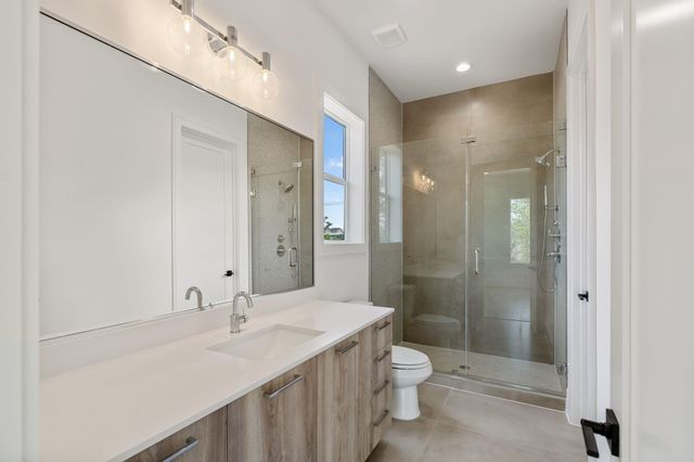 963 W 41st Street, Houston, TX 77018