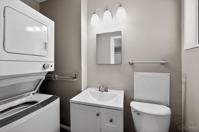 8796 Balboa Drive, Springfield Twp., OH 45231