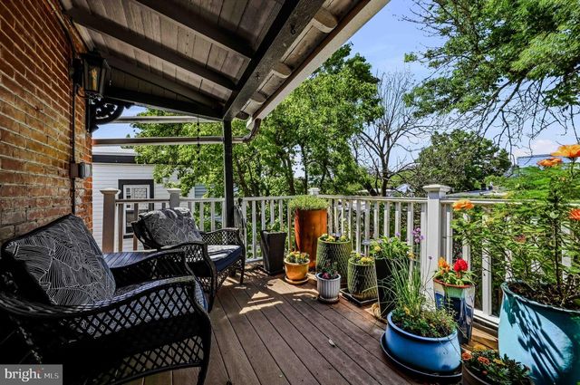 210 W 18TH ST, Wilmington, DE 19802