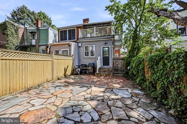 210 W 18TH ST, Wilmington, DE 19802