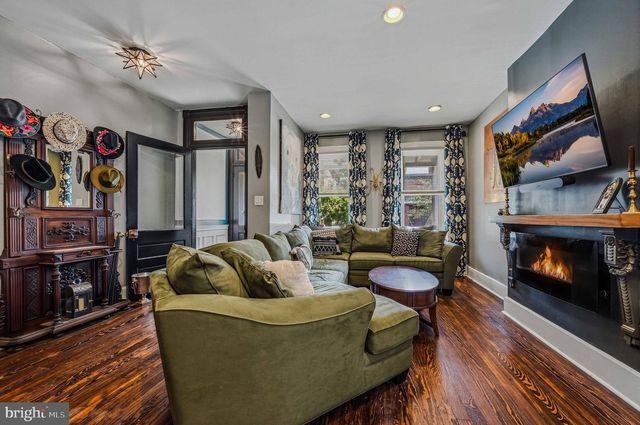 210 W 18TH ST, Wilmington, DE 19802
