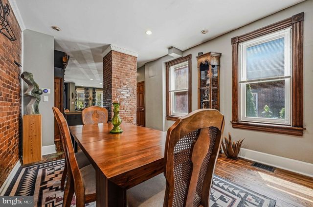 210 W 18TH ST, Wilmington, DE 19802