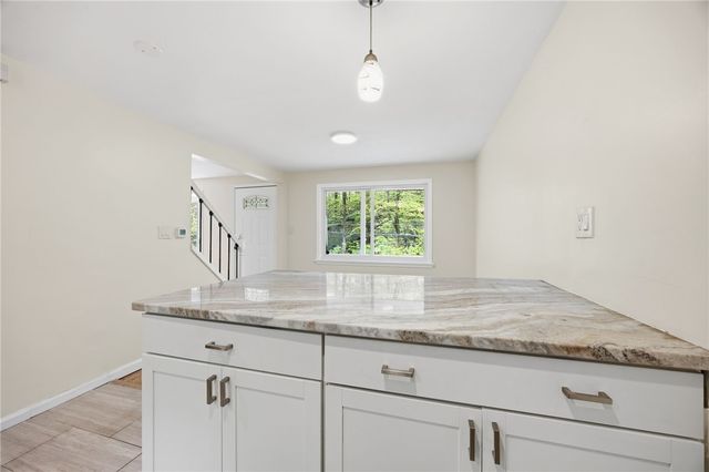 1126 Mifflin Rd, Lincoln Place, PA 15207