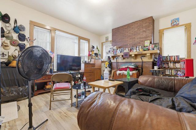 6101 18th AVENUE, Kenosha, WI 53143