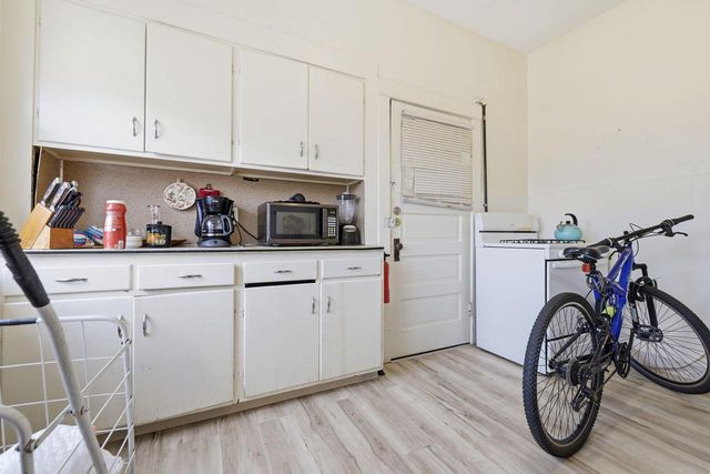 6101 18th AVENUE, Kenosha, WI 53143