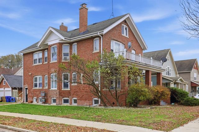 6101 18th AVENUE, Kenosha, WI 53143