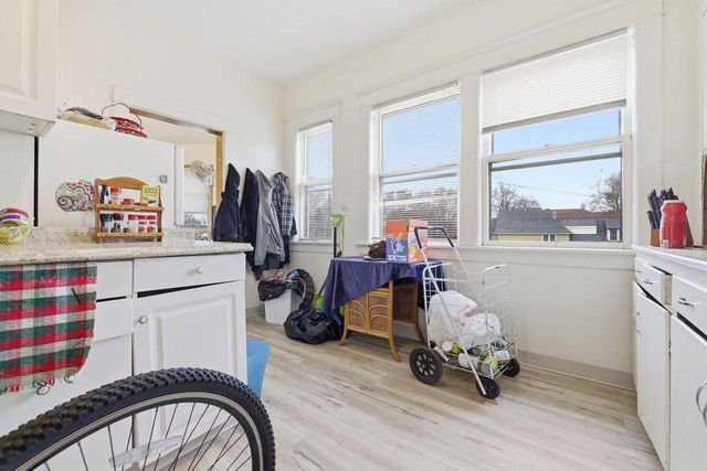 6101 18th AVENUE, Kenosha, WI 53143