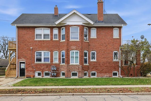 6101 18th AVENUE, Kenosha, WI 53143