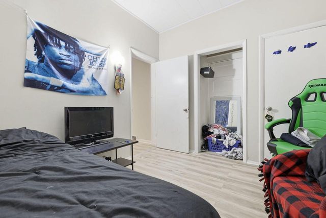 6101 18th AVENUE, Kenosha, WI 53143