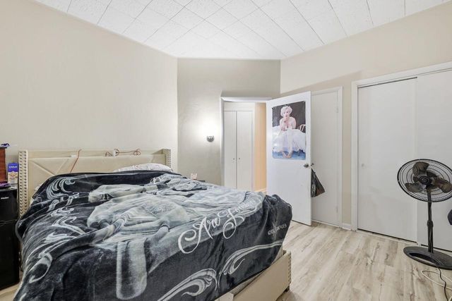 6101 18th AVENUE, Kenosha, WI 53143