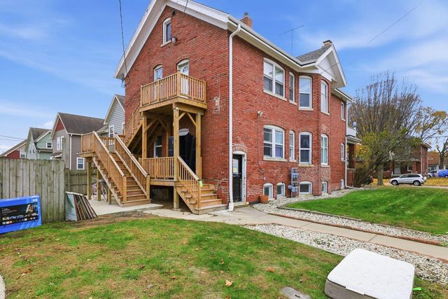 6101 18th AVENUE, Kenosha, WI 53143