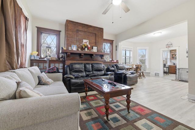 6101 18th AVENUE, Kenosha, WI 53143