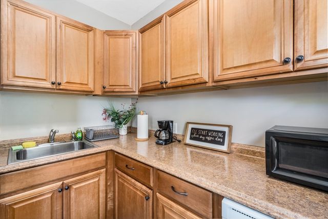 427 Hamilton Street 2, Worcester, MA 01604