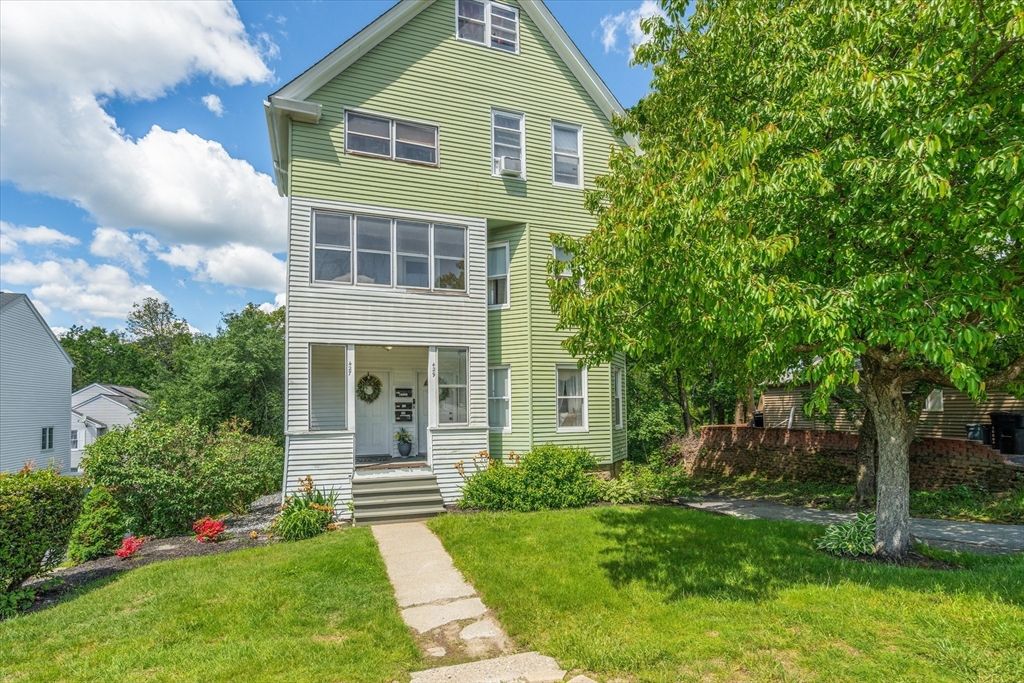 427 Hamilton Street 2, Worcester, MA 01604