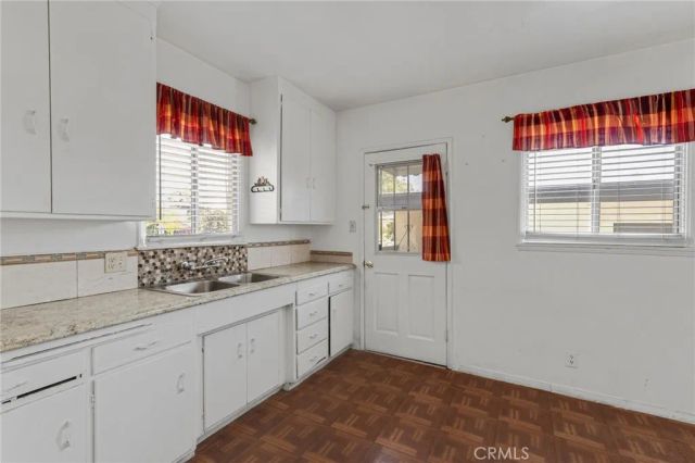 1515 N Hollywood, Burbank, CA 91505