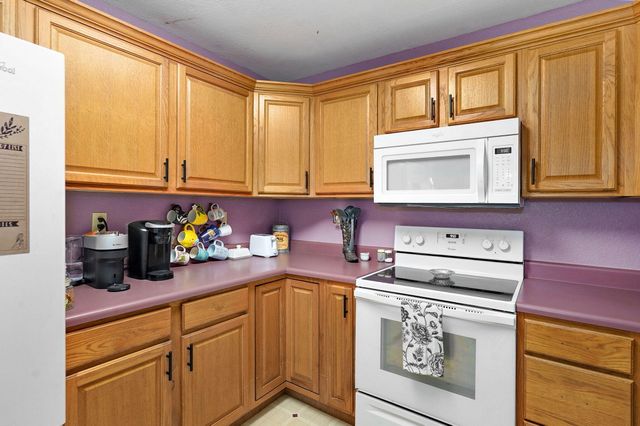 211 N Pacific Street, Urbana, MO 65767