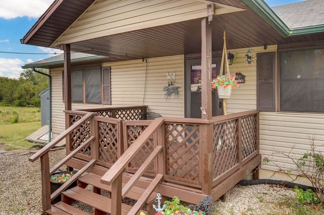 211 N Pacific Street, Urbana, MO 65767