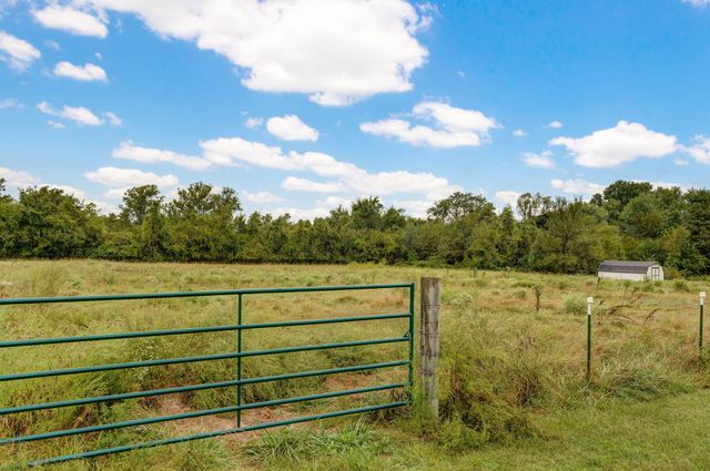 211 N Pacific Street, Urbana, MO 65767