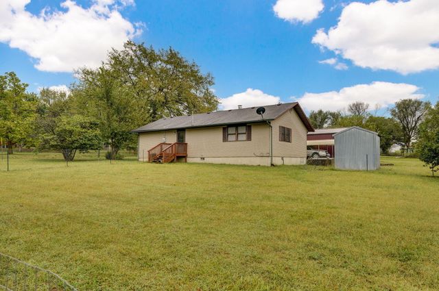 211 N Pacific Street, Urbana, MO 65767