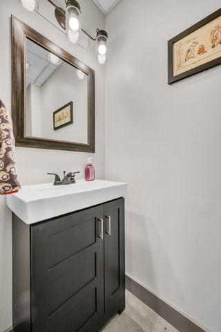 170 Lena Loop, Burns, TN 37029
