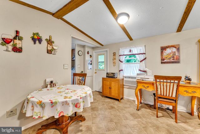 7701 RAYMOND DR, Millville, NJ 08332