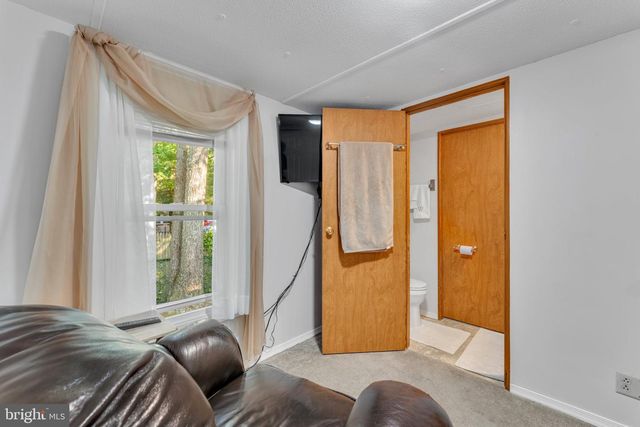 7701 RAYMOND DR, Millville, NJ 08332