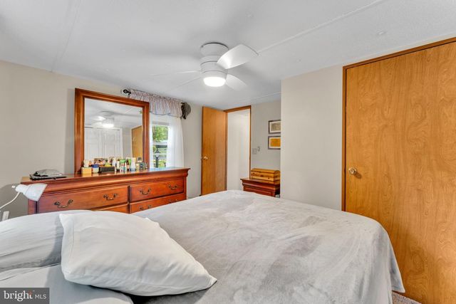 7701 RAYMOND DR, Millville, NJ 08332