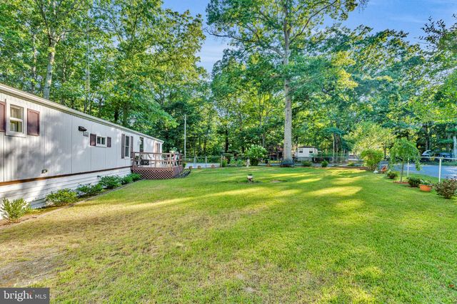 7701 RAYMOND DR, Millville, NJ 08332