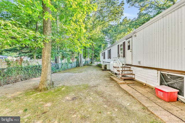 7701 RAYMOND DR, Millville, NJ 08332