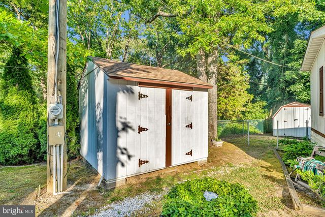 7701 RAYMOND DR, Millville, NJ 08332
