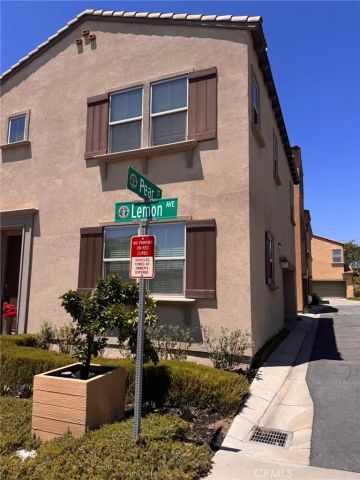 881 Pear Court, Upland, CA 91786