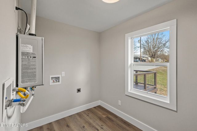 509 Kale Ave, Englewood, TN 37329