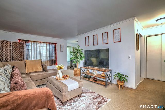 125 Warner Hill Road 100, Stratford, CT 06614