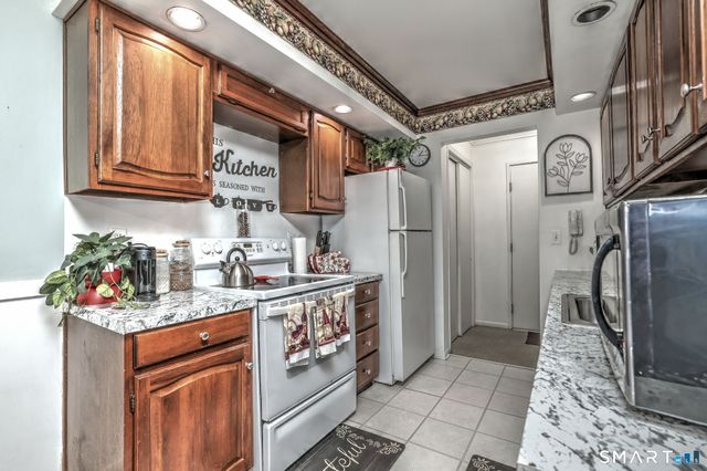 125 Warner Hill Road 100, Stratford, CT 06614