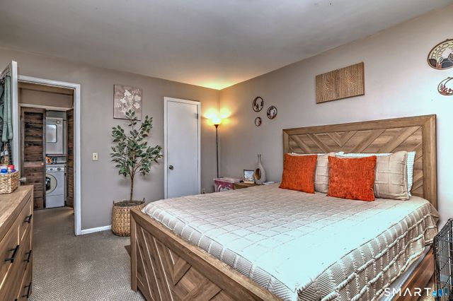 125 Warner Hill Road 100, Stratford, CT 06614