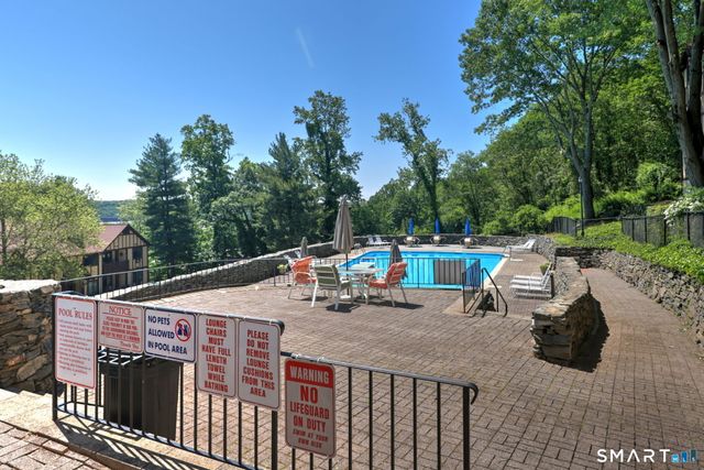 125 Warner Hill Road 100, Stratford, CT 06614