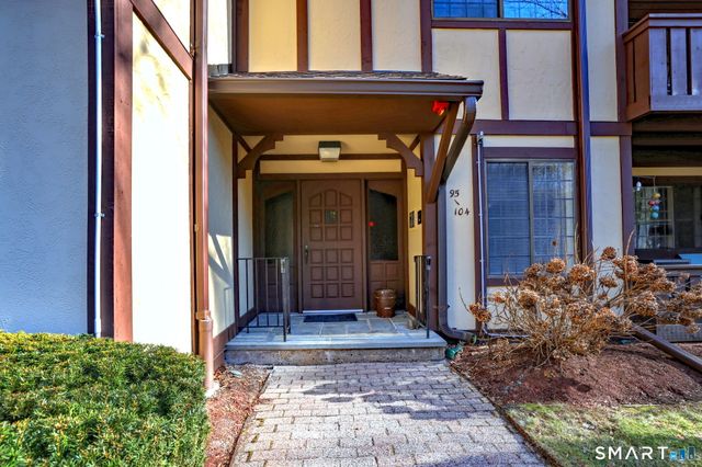 125 Warner Hill Road 100, Stratford, CT 06614