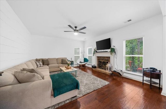 3920 Hunters Walk Way, Cumming, GA 30028