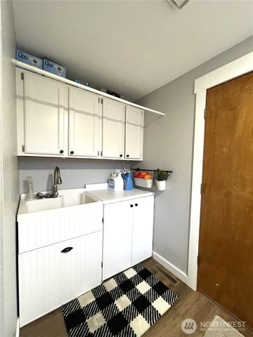 1203 25th Avenue SE, Puyallup, WA 98374