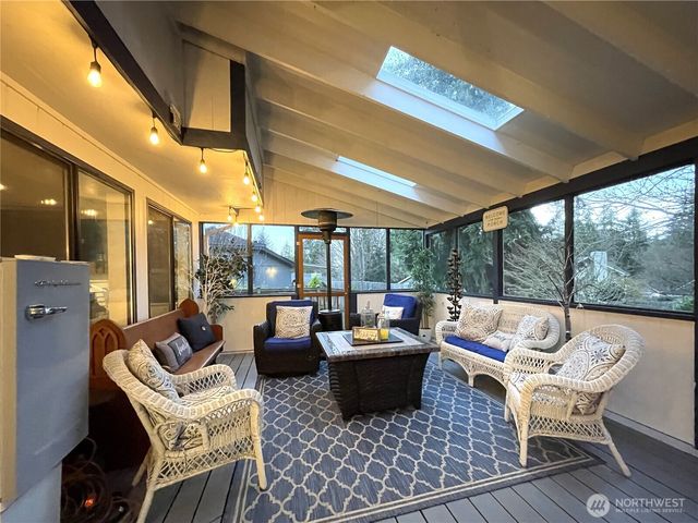 1203 25th Avenue SE, Puyallup, WA 98374