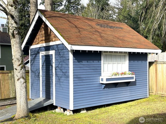 1203 25th Avenue SE, Puyallup, WA 98374
