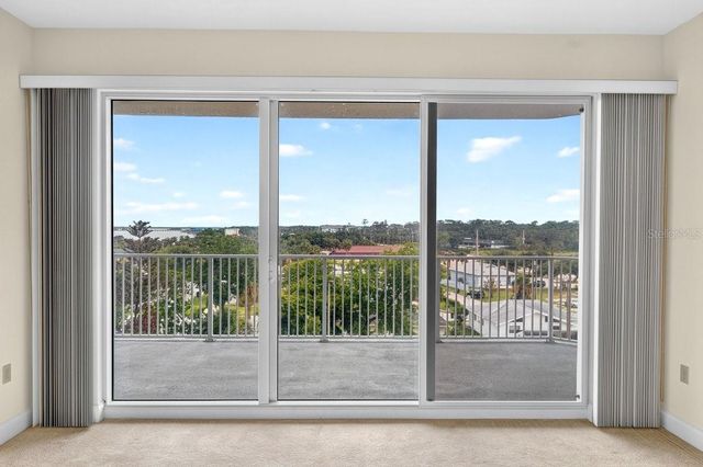 2801 S RIDGEWOOD AVENUE 504, South Daytona, FL 32119