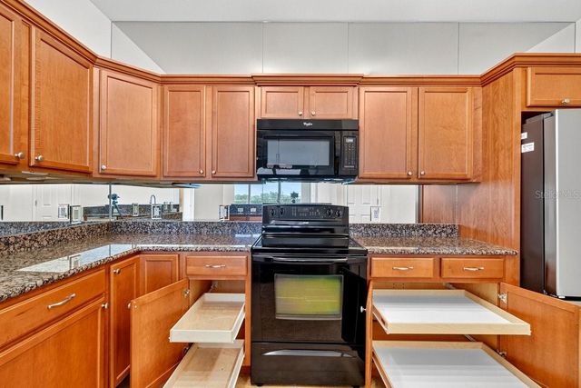 2801 S RIDGEWOOD AVENUE 504, South Daytona, FL 32119