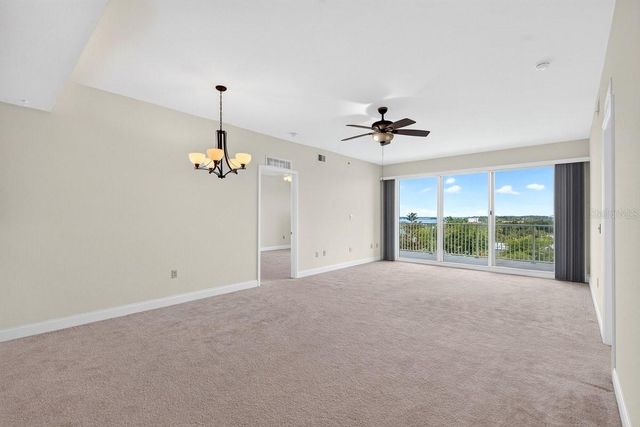 2801 S RIDGEWOOD AVENUE 504, South Daytona, FL 32119