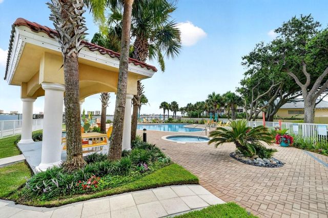 2801 S RIDGEWOOD AVENUE 504, South Daytona, FL 32119