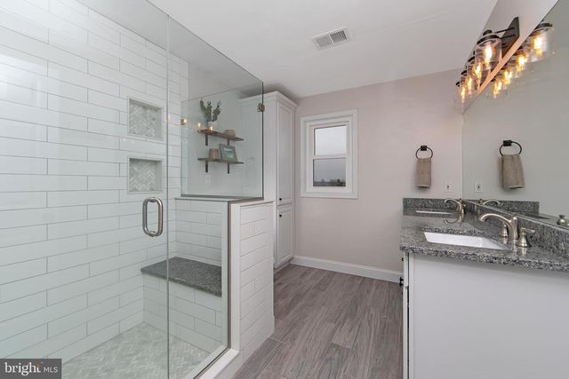 172 FEATHERBED LN, Pilesgrove, NJ 08098